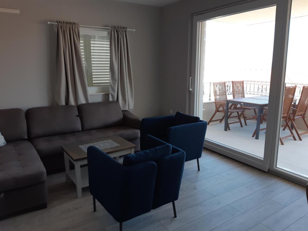Apartment Lizzi. Trogir Luaran gambar