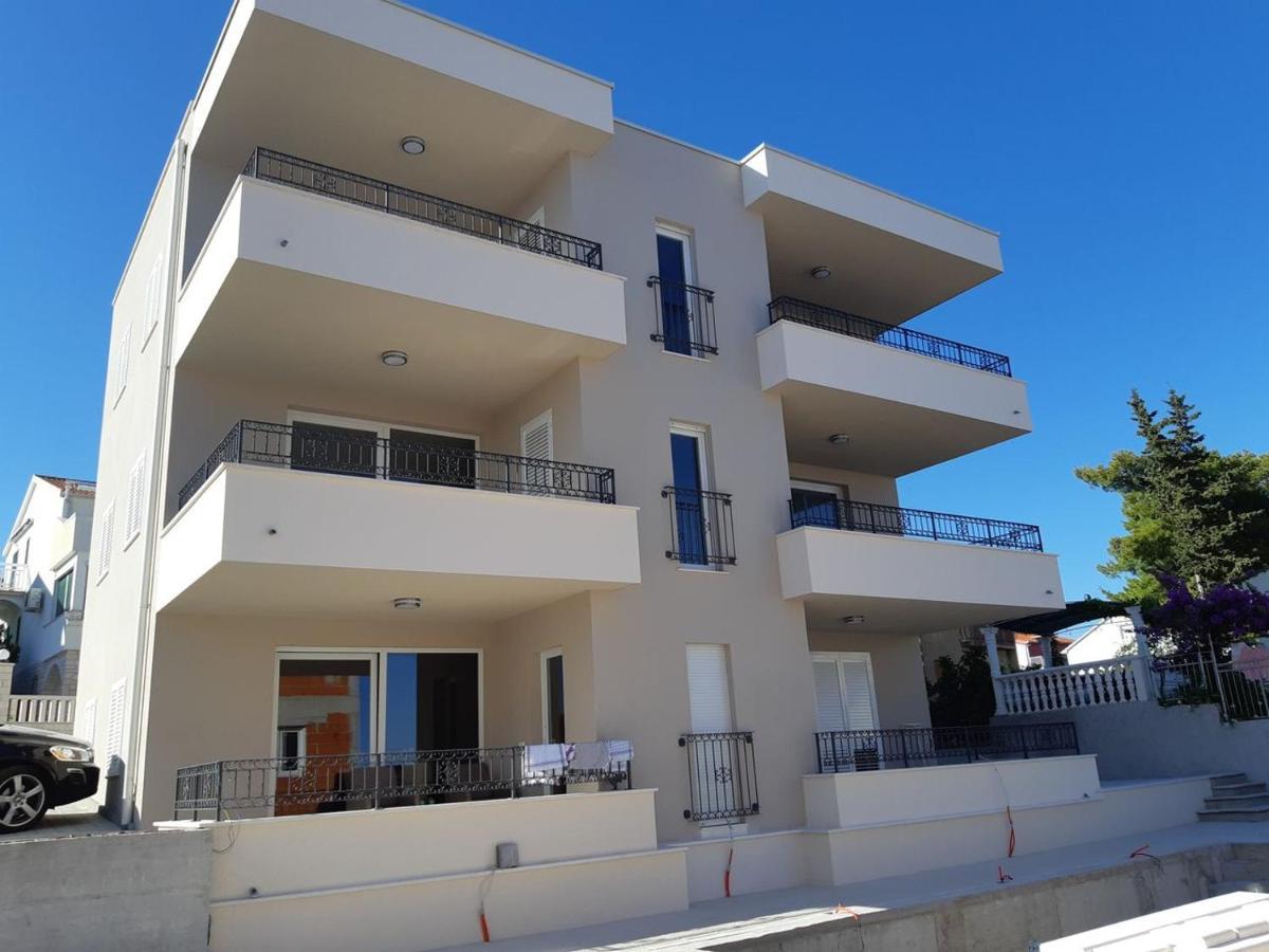 Apartment Lizzi. Trogir Luaran gambar