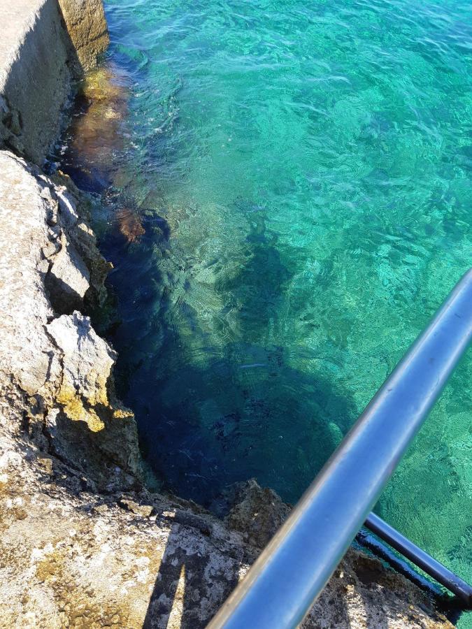 Apartment Lizzi. Trogir Luaran gambar